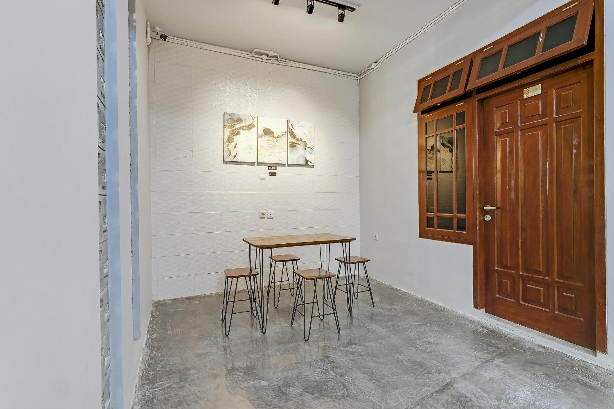 Super Oyo Capital O 90983 Harmony Easy Stay Maguwo Exterior foto